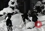 Standbild Skifahren Japan, 1935, aus Sekunde 41 historischem Filmmaterial Videoclip 65675025152