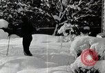 Standbild Skifahren Japan, 1935, aus Sekunde 47 historischem Filmmaterial Videoclip 65675025152