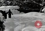 Standbild Skifahren Japan, 1935, aus Sekunde 54 historischem Filmmaterial Videoclip 65675025152
