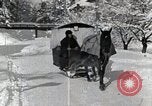 Standbild Skifahren Japan, 1935, aus Sekunde 58 historischem Filmmaterial Videoclip 65675025152