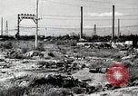 Immagine di Danni di bomba nel quartiere Kamata Tokyo Giappone Kamata District, 1945, secondo 16 filmato di repertorio 65675025156