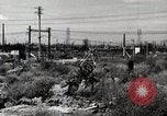 Immagine di Danni di bomba nel quartiere Kamata Tokyo Giappone Kamata District, 1945, secondo 33 filmato di repertorio 65675025156