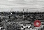 Immagine di Danni di bomba nel quartiere Kamata Tokyo Giappone Kamata District, 1945, secondo 39 filmato di repertorio 65675025156