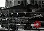Standbild Japanische Bürger reißen Luftschutzbunker Tokio Japan Shiba Bezirk, 1945, aus Sekunde 44 historischem Filmmaterial Videoclip 65675025162
