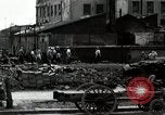 Standbild Japanische Bürger reißen Luftschutzbunker Tokio Japan Shiba Bezirk, 1945, aus Sekunde 45 historischem Filmmaterial Videoclip 65675025162