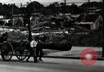 Immagine di Il popolo giapponese attendere street car Tokyo Giappone Shiba District, 1945, secondo 39 filmato di repertorio 65675025163