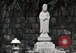 Standbild Bombe beschädigte Zojoji Temple Tokio Japan Shiba Bezirk, 1945, aus Sekunde 20 historischem Filmmaterial Videoclip 65675025165