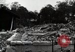 Standbild Bombe beschädigte Zojoji Temple Tokio Japan Shiba Bezirk, 1945, aus Sekunde 37 historischem Filmmaterial Videoclip 65675025165