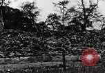 Standbild Bombe beschädigte Zojoji Temple Tokio Japan Shiba Bezirk, 1945, aus Sekunde 50 historischem Filmmaterial Videoclip 65675025165