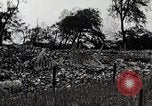 Standbild Bombe beschädigte Zojoji Temple Tokio Japan Shiba Bezirk, 1945, aus Sekunde 60 historischem Filmmaterial Videoclip 65675025165