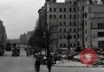 Standbild Bombe Schaden Kyobashi Bezirk Tokio Japan, 1945, aus Sekunde 18 historischem Filmmaterial Videoclip 65675025167