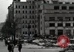 Standbild Bombe Schaden Kyobashi Bezirk Tokio Japan, 1945, aus Sekunde 20 historischem Filmmaterial Videoclip 65675025167
