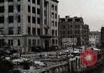 Standbild Bombe Schaden Kyobashi Bezirk Tokio Japan, 1945, aus Sekunde 38 historischem Filmmaterial Videoclip 65675025167