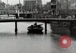 Standbild Bombe Schaden Kyobashi Bezirk Tokio Japan, 1945, aus Sekunde 56 historischem Filmmaterial Videoclip 65675025167