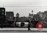 Immagine di Edifici demoliti in Tokyo dalla seconda guerra mondiale Tokyo Giappone Kyobashi, 1945, secondo 18 filmato di repertorio 65675025168