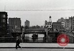 Immagine di Edifici demoliti in Tokyo dalla seconda guerra mondiale Tokyo Giappone Kyobashi, 1945, secondo 22 filmato di repertorio 65675025168