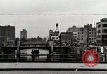 Immagine di Edifici demoliti in Tokyo dalla seconda guerra mondiale Tokyo Giappone Kyobashi, 1945, secondo 26 filmato di repertorio 65675025168