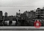 Immagine di Edifici demoliti in Tokyo dalla seconda guerra mondiale Tokyo Giappone Kyobashi, 1945, secondo 28 filmato di repertorio 65675025168
