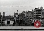 Immagine di Edifici demoliti in Tokyo dalla seconda guerra mondiale Tokyo Giappone Kyobashi, 1945, secondo 29 filmato di repertorio 65675025168