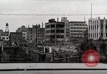 Immagine di Edifici demoliti in Tokyo dalla seconda guerra mondiale Tokyo Giappone Kyobashi, 1945, secondo 35 filmato di repertorio 65675025168