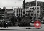 Immagine di Edifici demoliti in Tokyo dalla seconda guerra mondiale Tokyo Giappone Kyobashi, 1945, secondo 43 filmato di repertorio 65675025168