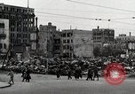 Immagine di Edifici demoliti in Tokyo dalla seconda guerra mondiale Tokyo Giappone Kyobashi, 1945, secondo 59 filmato di repertorio 65675025168