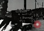 Standbild Bombenschäden in Shiba Bezirk Tokio Japan Shiba Bezirk, 1945, aus Sekunde 13 historischem Filmmaterial Videoclip 65675025169