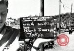 Standbild Bombenschäden in Shiba Bezirk Tokio Japan Shiba Bezirk, 1945, aus Sekunde 21 historischem Filmmaterial Videoclip 65675025169