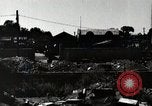 Standbild Bombenschäden in Shiba Bezirk Tokio Japan Shiba Bezirk, 1945, aus Sekunde 30 historischem Filmmaterial Videoclip 65675025169