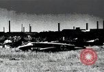 Immagine di Aerei giapponesi parcheggiata in aeroporto Tokyo Giappone, 1945, secondo 32 filmato di repertorio 65675025177
