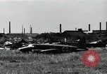 Immagine di Aerei giapponesi parcheggiata in aeroporto Tokyo Giappone, 1945, secondo 40 filmato di repertorio 65675025177
