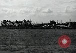 Immagine di Aerei giapponesi parcheggiata in aeroporto Tokyo Giappone, 1945, secondo 43 filmato di repertorio 65675025177