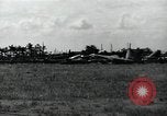 Immagine di Aerei giapponesi parcheggiata in aeroporto Tokyo Giappone, 1945, secondo 48 filmato di repertorio 65675025177