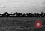 Immagine di Aerei giapponesi parcheggiata in aeroporto Tokyo Giappone, 1945, secondo 54 filmato di repertorio 65675025177