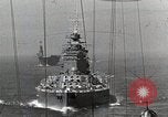 Standbild Japanischer Angriff auf Pearl Harbor Hawaii Pearl Harbor Hawaii USA, 1942, aus Sekunde 29 historischem Filmmaterial Videoclip 65675025191