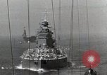 Standbild Japanischer Angriff auf Pearl Harbor Hawaii Pearl Harbor Hawaii USA, 1942, aus Sekunde 33 historischem Filmmaterial Videoclip 65675025191