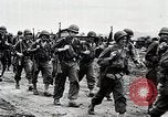 Standbild Japanische 15 Und 33 Divisionen Gegenangriff britische Streitkräfte Imphal Indien, 1944, aus Sekunde 23 historischem Filmmaterial Videoclip 65675025197
