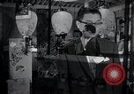 Immagine di I prodotti giapponesi sul display New York United States USA, 1964, secondo 1 filmato di repertorio 65675025202