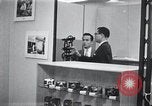 Immagine di I prodotti giapponesi sul display New York United States USA, 1964, secondo 5 filmato di repertorio 65675025202
