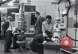 Immagine di I prodotti giapponesi sul display New York United States USA, 1964, secondo 17 filmato di repertorio 65675025202