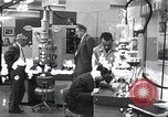 Immagine di I prodotti giapponesi sul display New York United States USA, 1964, secondo 18 filmato di repertorio 65675025202