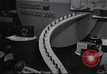 Immagine di I prodotti giapponesi sul display New York United States USA, 1964, secondo 32 filmato di repertorio 65675025202