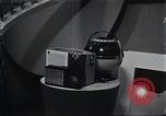 Immagine di I prodotti giapponesi sul display New York United States USA, 1964, secondo 43 filmato di repertorio 65675025202