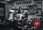Immagine di I prodotti giapponesi sul display New York United States USA, 1964, secondo 50 filmato di repertorio 65675025202
