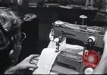 Immagine di I prodotti giapponesi sul display New York United States USA, 1964, secondo 62 filmato di repertorio 65675025202