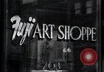 Image "Fujii Art Shoppe" Washington DC USA, 1964, de la seconde 22 séquences d'archives historiques vidéo 65675025203