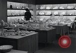Image les produits japonais pour la vente Washington DC USA, 1964, de la seconde 42 séquences d'archives historiques vidéo 65675025204