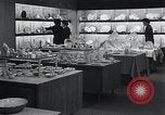 Image les produits japonais pour la vente Washington DC USA, 1964, de la seconde 46 séquences d'archives historiques vidéo 65675025204