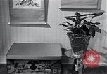 Image Appartement meublé avec le mobilier japonais et d'artefacts Arlington Virginia USA, 1964, de la seconde 24 séquences d'archives historiques vidéo 65675025205