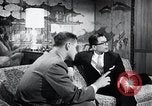 Image Appartement meublé avec le mobilier japonais et d'artefacts Arlington Virginia USA, 1964, de la seconde 36 séquences d'archives historiques vidéo 65675025205